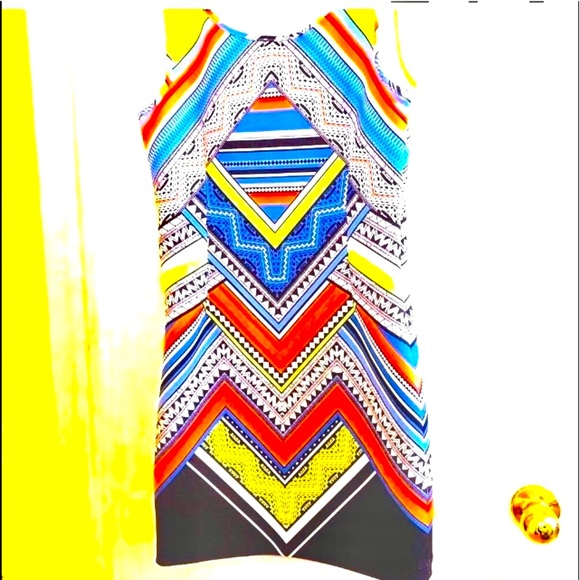 Fashion divas meet your new BFF. Unique styles. - Picture 2 of 16